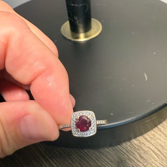 Elegant Ruby & Diamond Ring